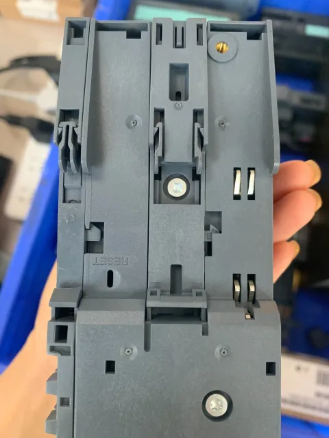 Siemens 6ES7155-6BU00-0CN0 Industrial Automation Component product photo 2