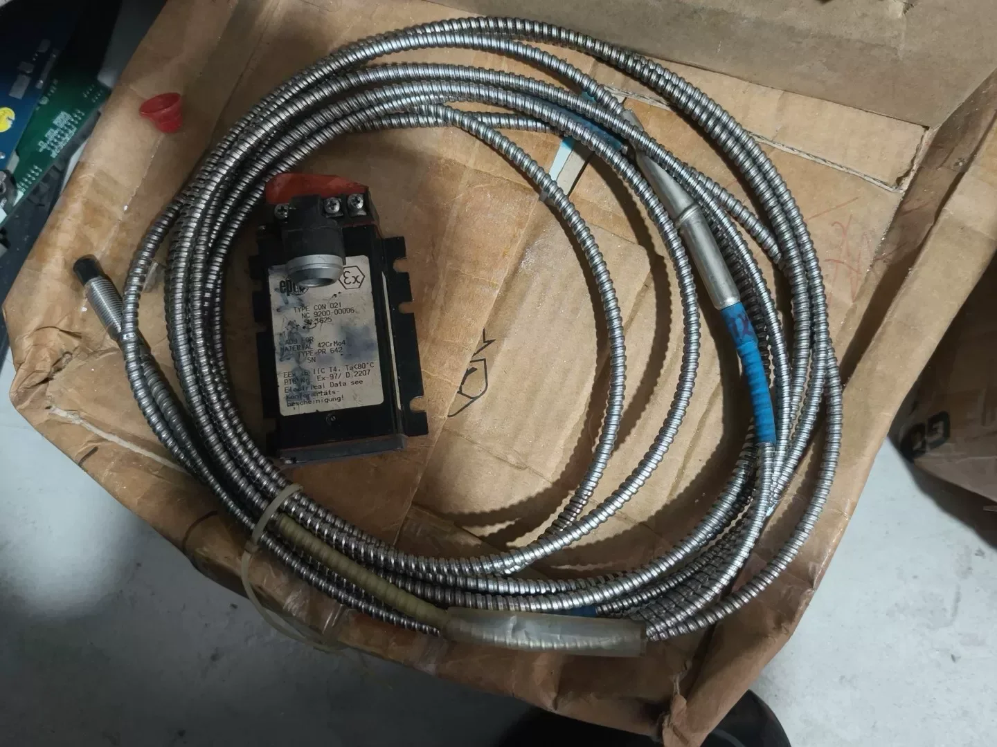 White Label CON 021 / NC 9200-00006 / PR 642 Industrial Automation Component product photo 1