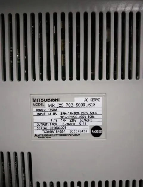 Mitsubishi Electric MR-J2S-70B-S009U618 Motor & Drive Component product photo 2