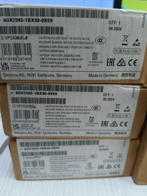 Siemens 6GK7243-1BX30-0XE0 Industrial Automation Component — product photo 4 of 6