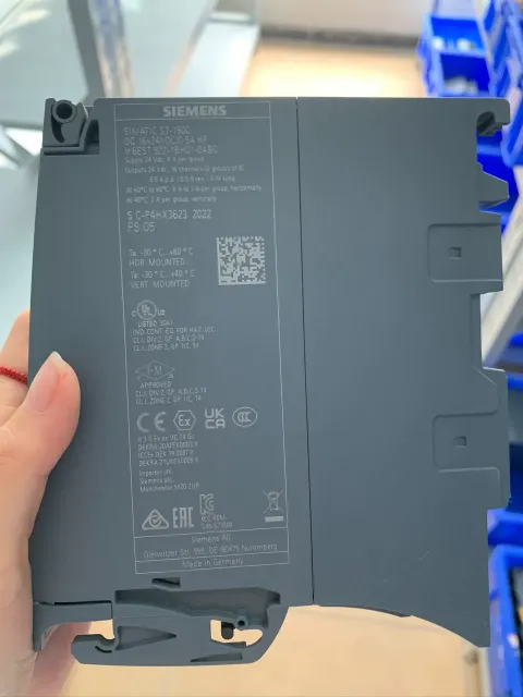 Siemens 6ES7522-1BH01-0AB0 PLC Module — product photo 12 of 20