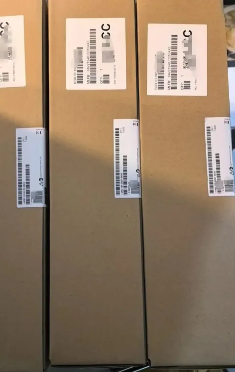 Siemens 6AV2 124-0JC01-0AX0 Industrial Automation Component — product photo 3 of 7