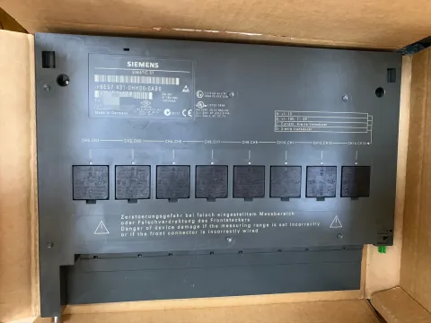 Siemens 6ES7431-0HH00-0AB0 Industrial Automation Component — product photo 3 of 4