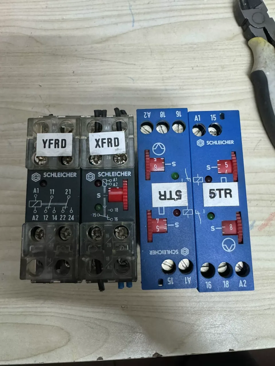 SCHLEICHER KPT11K Industrial Relay product photo 1