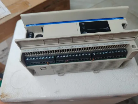 Tadele PC1M-40MT/ES PLC Module product photo 7