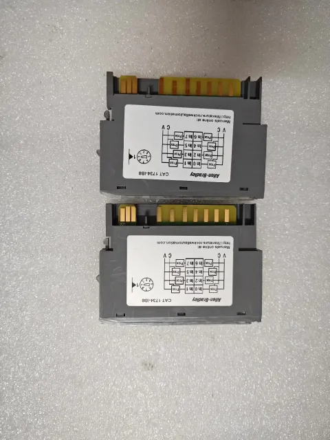 Allen-Bradley 1734-IB8 I/O Module product photo 1