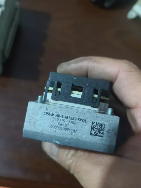 Festo CPX-M-16DE-D (550202) / CPX-M-AB-8-M12X2-5POL (549335) / V1110 L-745836 Industrial Automation Component product photo 5