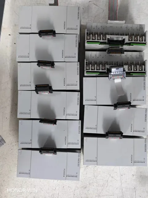 Mitsubishi Electric FX5-16EX/ES PLC Module — product photo 3 of 9