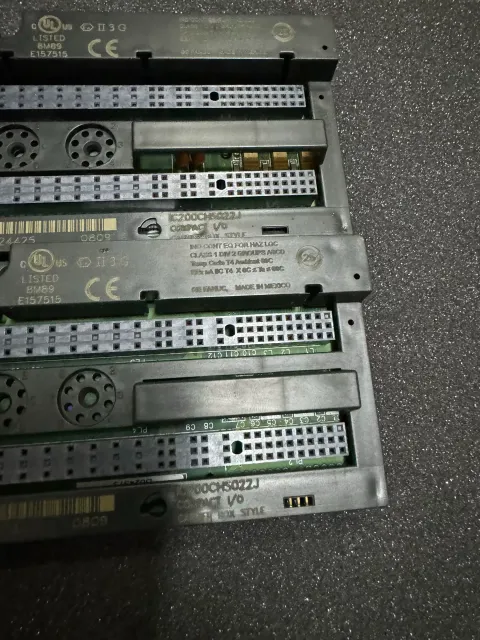 White Label IC200CHS022J I/O Module product photo 1