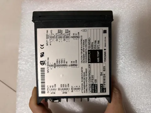 Yokogawa UT520-08 Industrial Control Board product photo 2