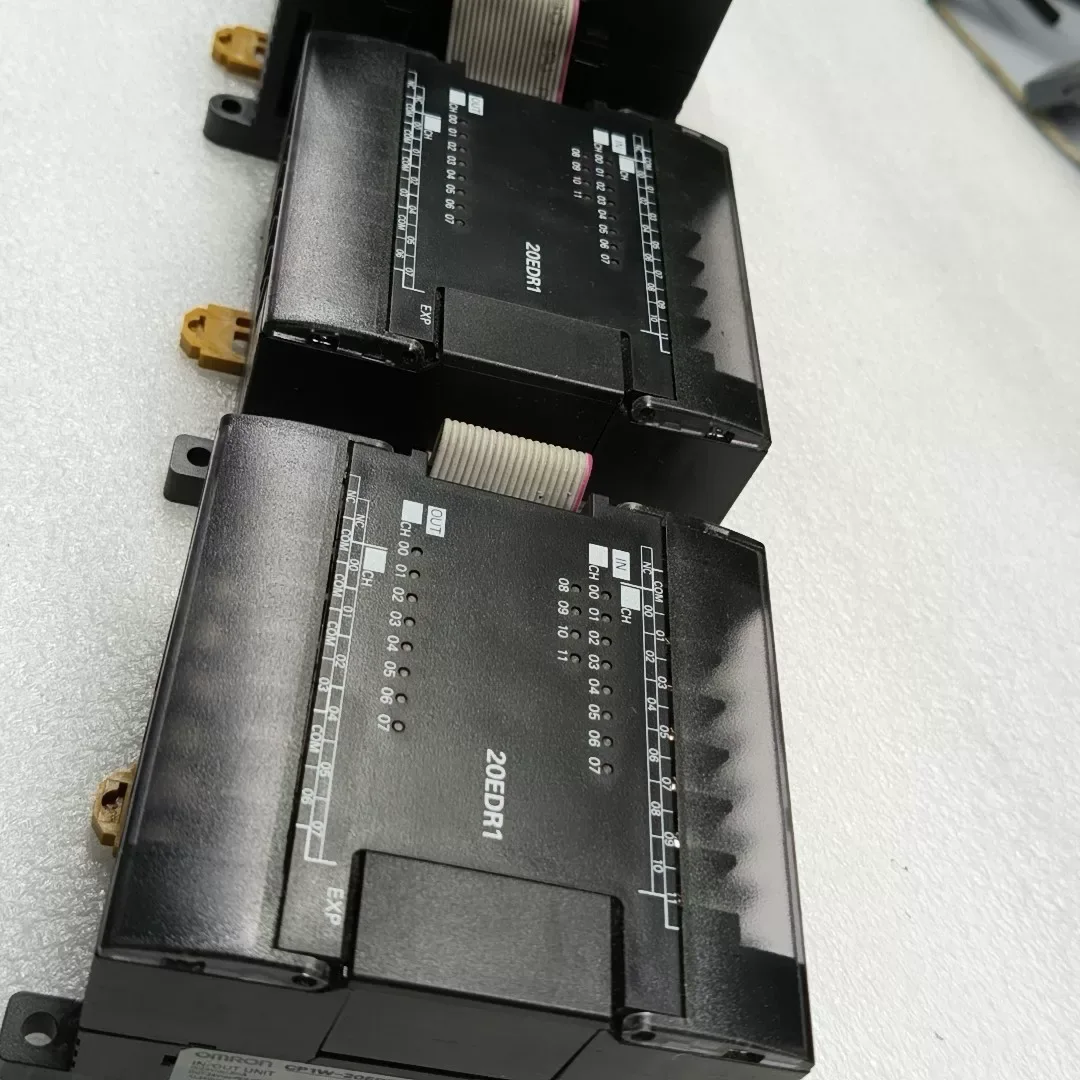 White Label CP1E-N30DR-D + 2× CP1W-20EDR1 PLC Module product photo 1