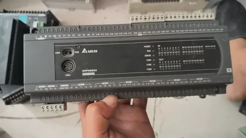 Delta DVP60ES200R PLC Module — product photo 10 of 28