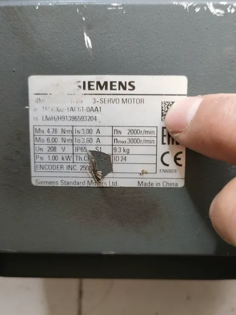 Siemens 1FL6062-1AC61-0AA1 Motor & Drive Component product photo 3
