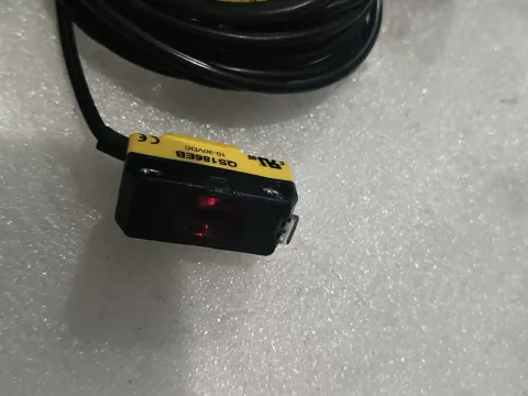 Banner Engineering QS18VP6RB Industrial Sensor product photo 4