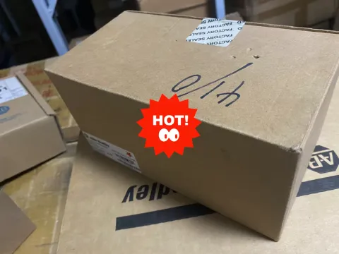 Allen-Bradley 1791DS-IB4XOW4 I/O Module product photo 2