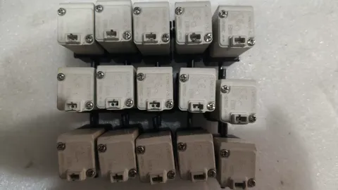 SMC LVMK207-5J Industrial Automation Component product photo 1