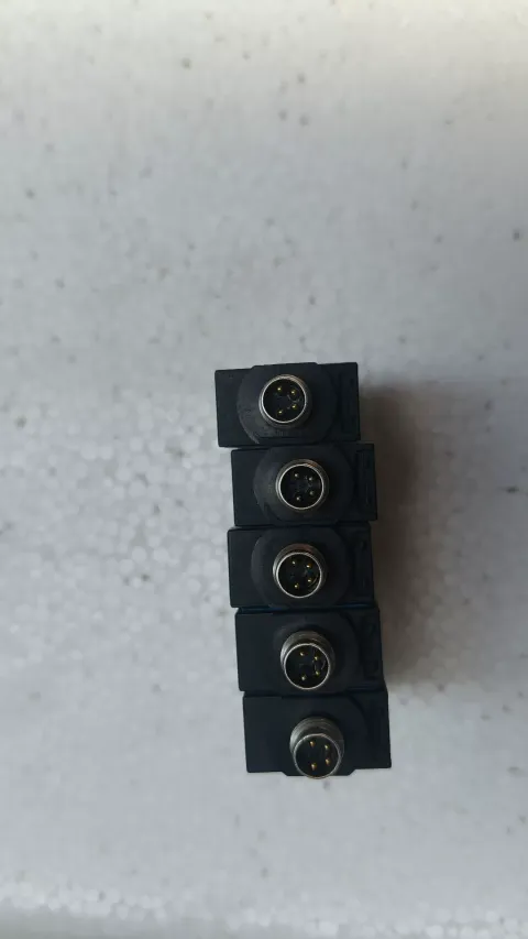 SICK WT9L-N330 Industrial Sensor product photo 4