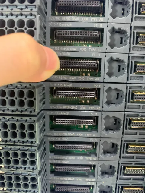 Siemens 6ES7193-6BP00-0BA0 Industrial Automation Component — product photo 6 of 6