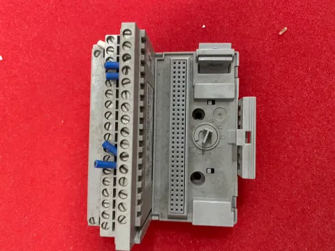 Allen-Bradley 1794-ACN15 I/O Module product photo 7