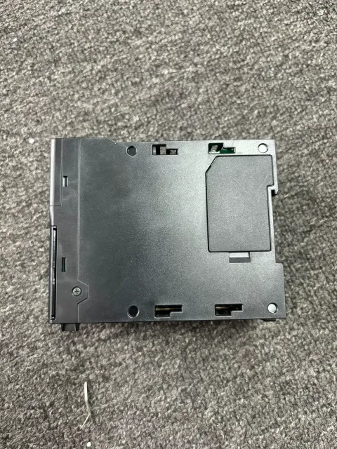 KEYENCE KV-8000 PLC Module product photo 3