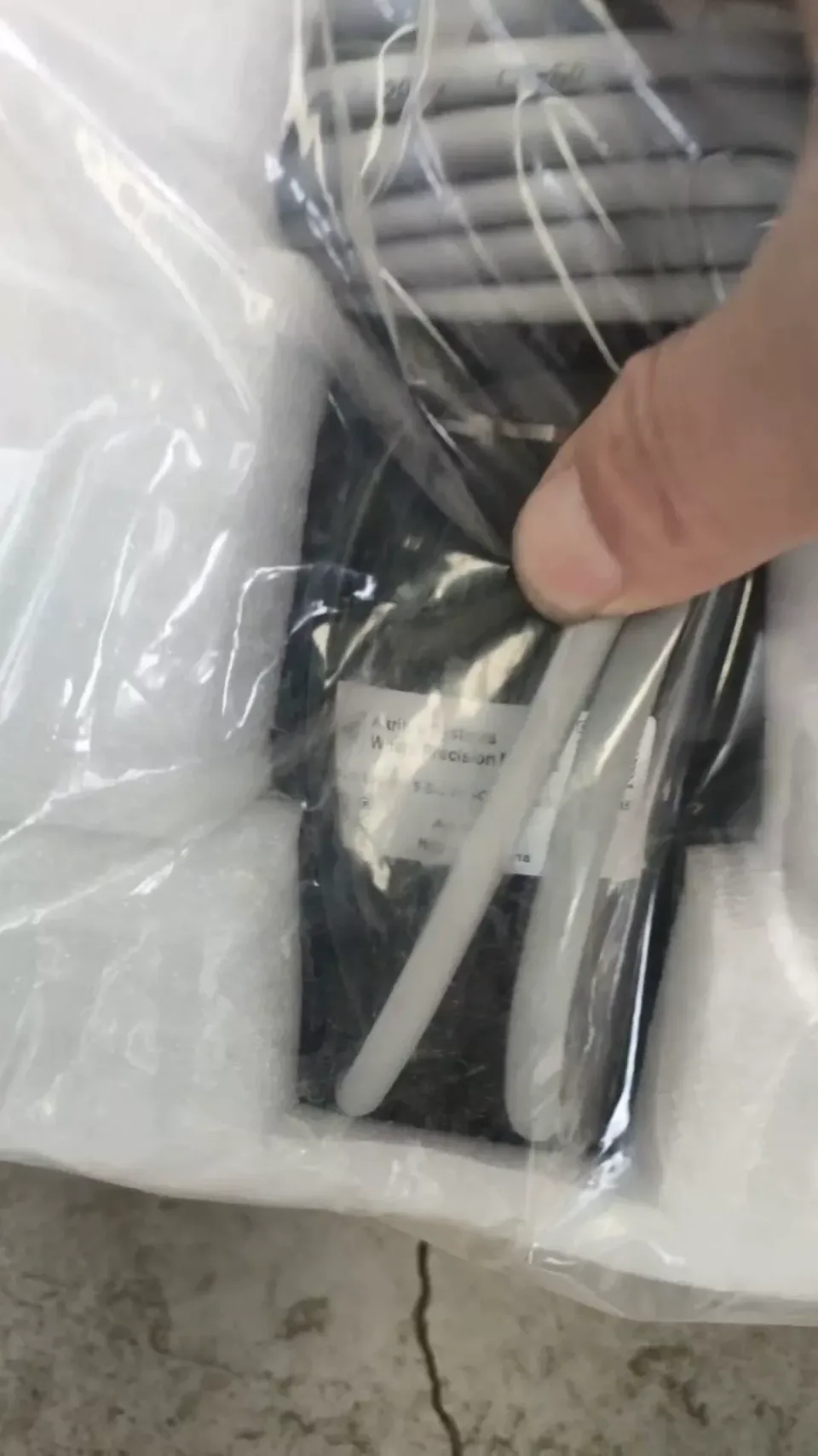 Unbranded Industrial ADR135-A115-S-J-NH-C32-AB-3005-400K-P15 Motor & Drive Component product photo 1
