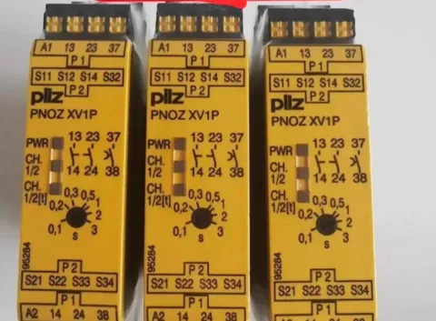 Pilz PNOZ XV1P 30/24VDC 2n/o 1n/o t / 777602 Industrial Relay product photo 4