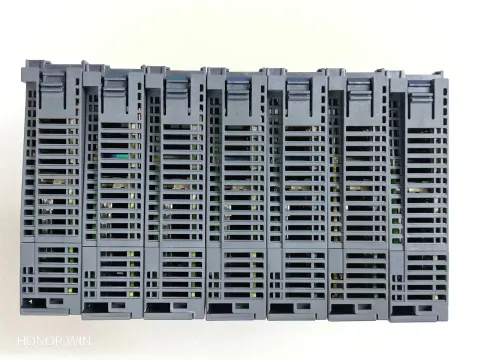 Mitsubishi Electric Q04UDEHCPU PLC Module — product photo 4 of 12