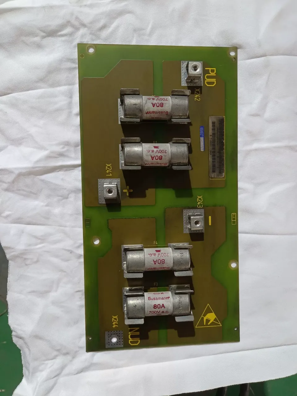 Siemens 6SE7027-7TD84-1HG0 Industrial Control Board product photo 1