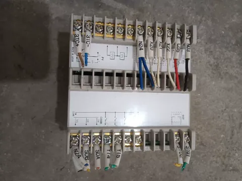 Yamatake / Azbil C36TV0UA1200 Industrial Control Board product photo 2
