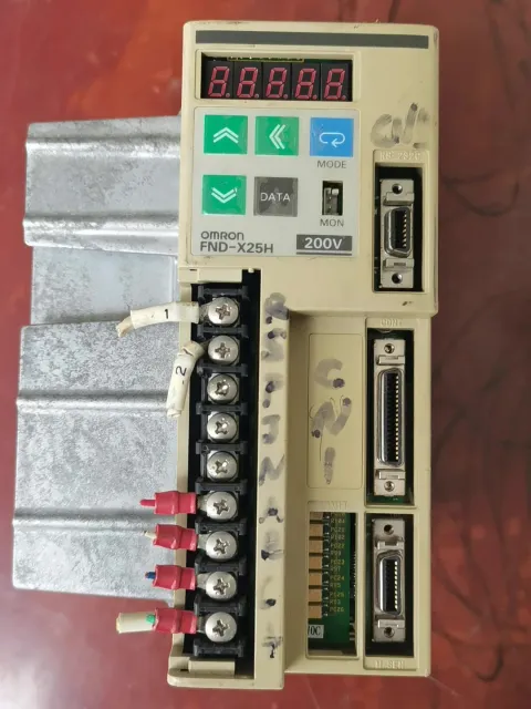 Yaskawa FND-X25H / SGDA-08AP / SGDA-04AP Motor & Drive Component product photo 1