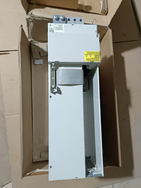 Siemens 6SN1124-1AA00-0EA2 Motor & Drive Component — product photo 8 of 16