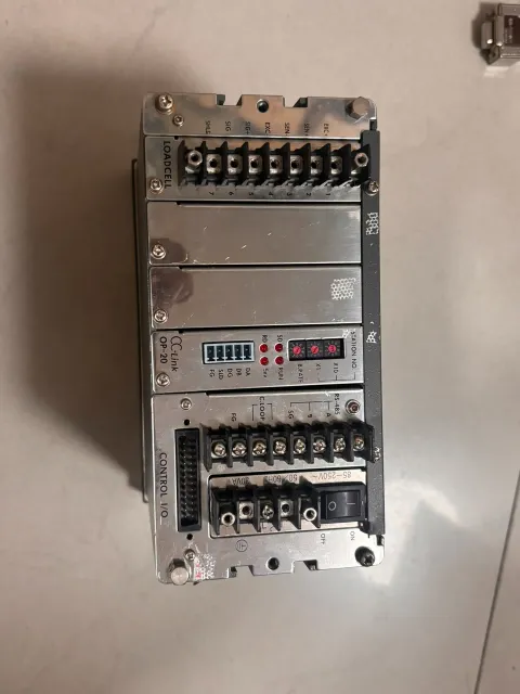 A&D AD-4402 Industrial Automation Component product photo 6
