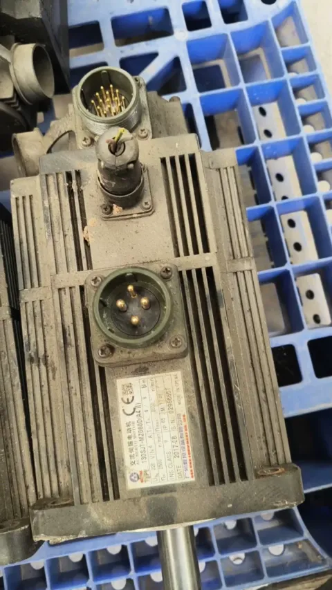 Unbranded Industrial 130SJT-MZ060D4AII Motor & Drive Component product photo 1