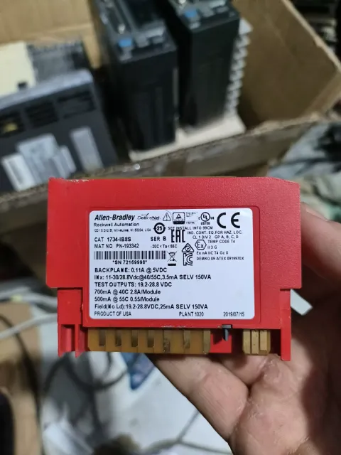 Allen-Bradley / Rockwell Automation 1734-IB8S I/O Module product photo 2