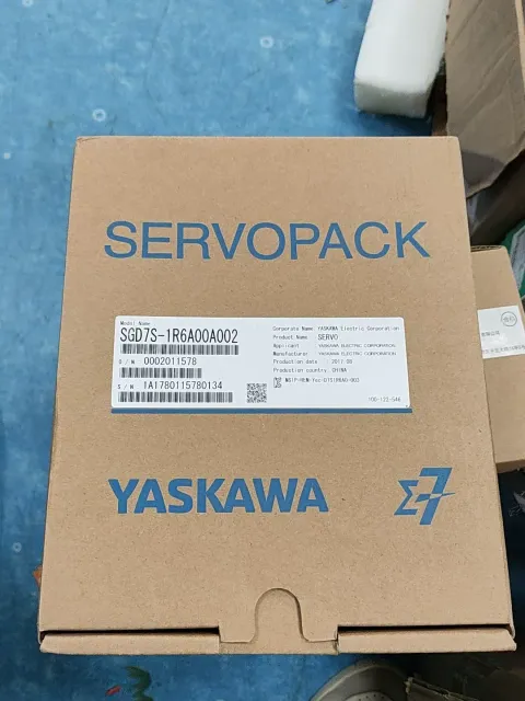 Yaskawa SGD7S-1R6A00A002 Motor & Drive Component product photo 1