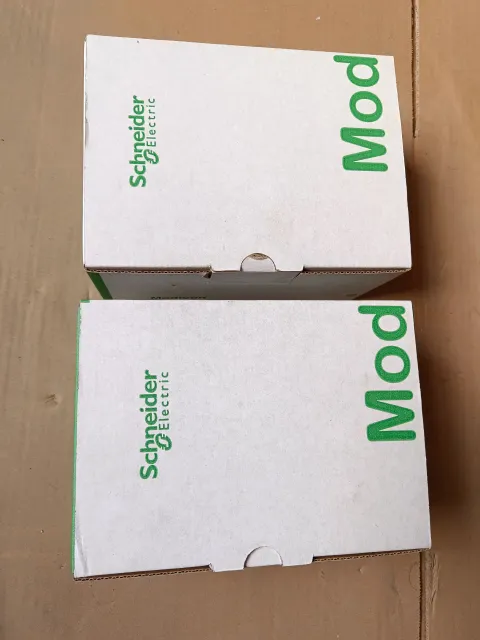 Schneider Electric / Modicon TM100C32RN PLC Module product photo 2