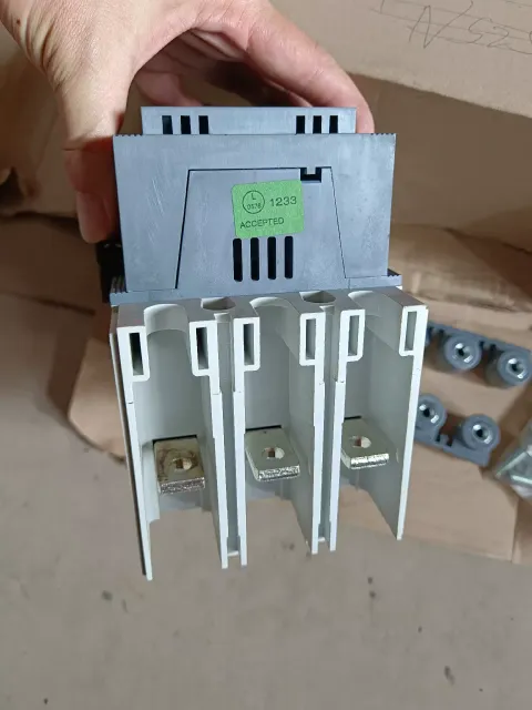 ABB 1SFL471001R8011 / A145-30-11-80 Power Electronics Module product photo 6