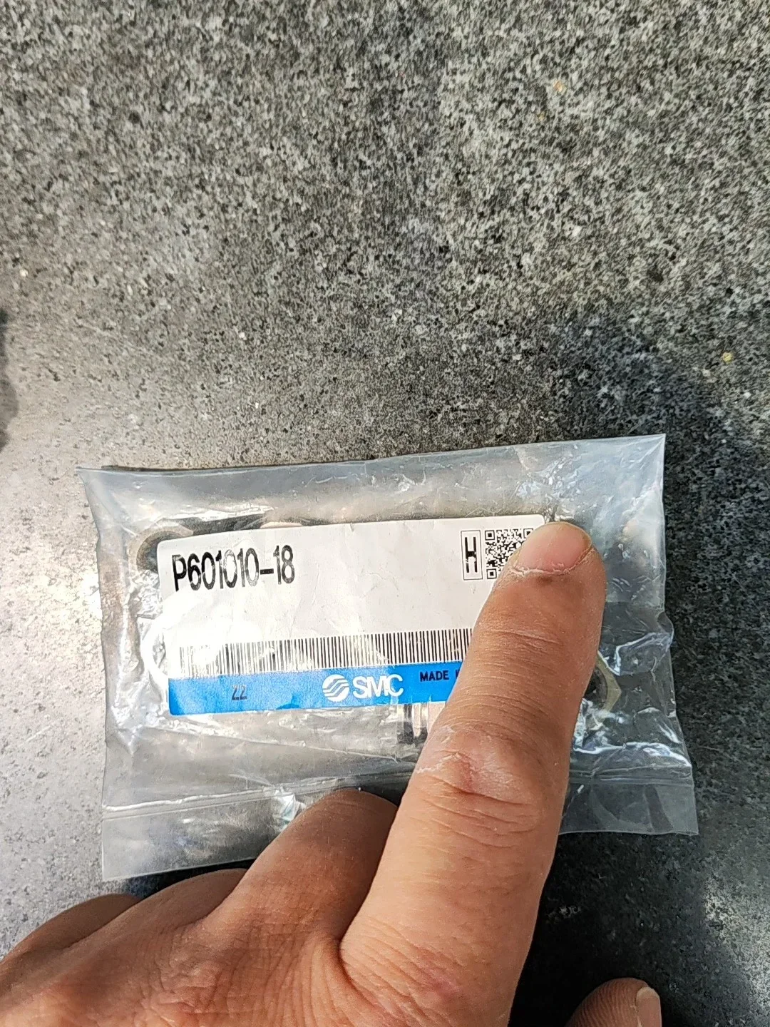 SMC P601010-18 Industrial Automation Component product photo 1