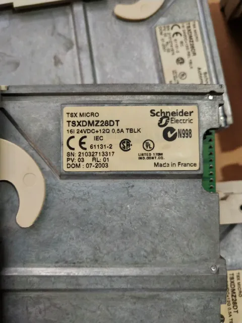 Schneider Electric TSXDMZ28DT PLC Module — product photo 12 of 18