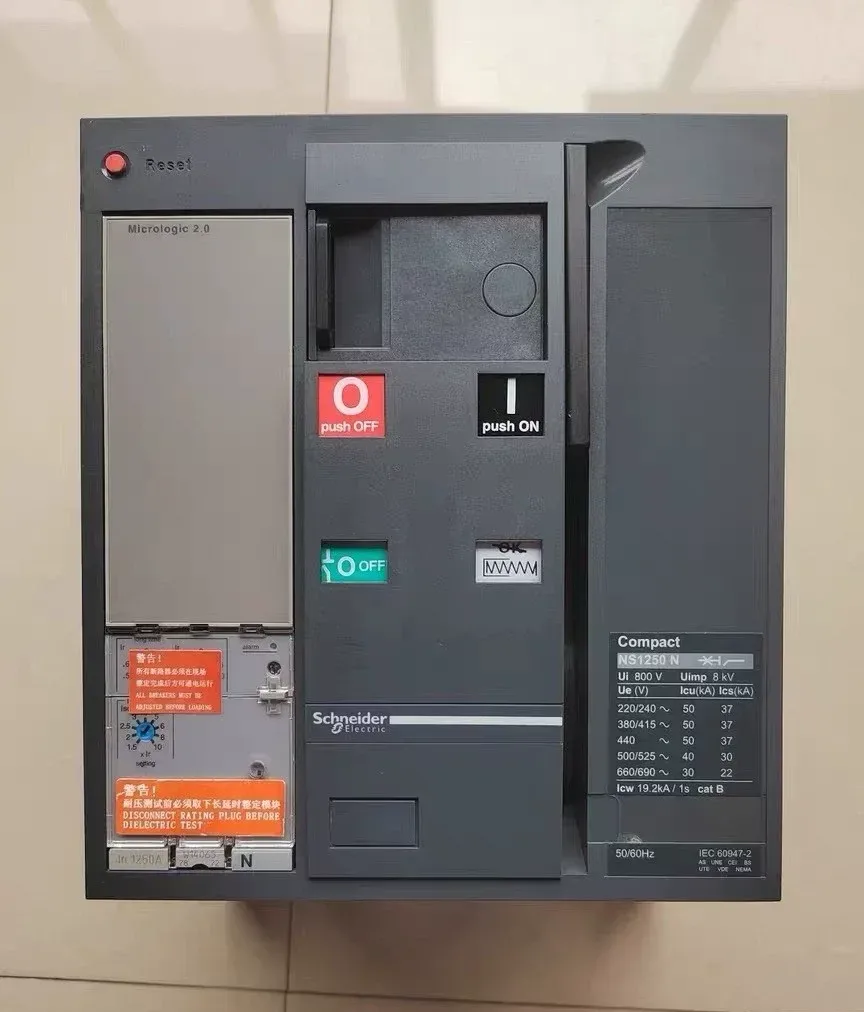 Schneider Electric Compact NS1250 N 3P / Micrologic 2.0 Industrial Automation Component product photo 1