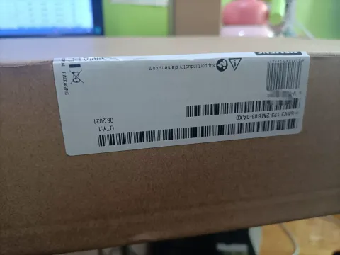 Siemens 6AV2123-2MB03-0AX0 Industrial Automation Component — product photo 3 of 11