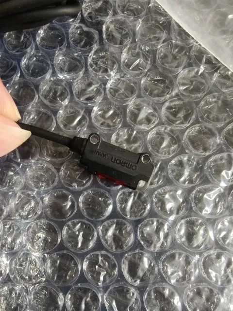 Omron E3T-SL21 Industrial Sensor product photo 4
