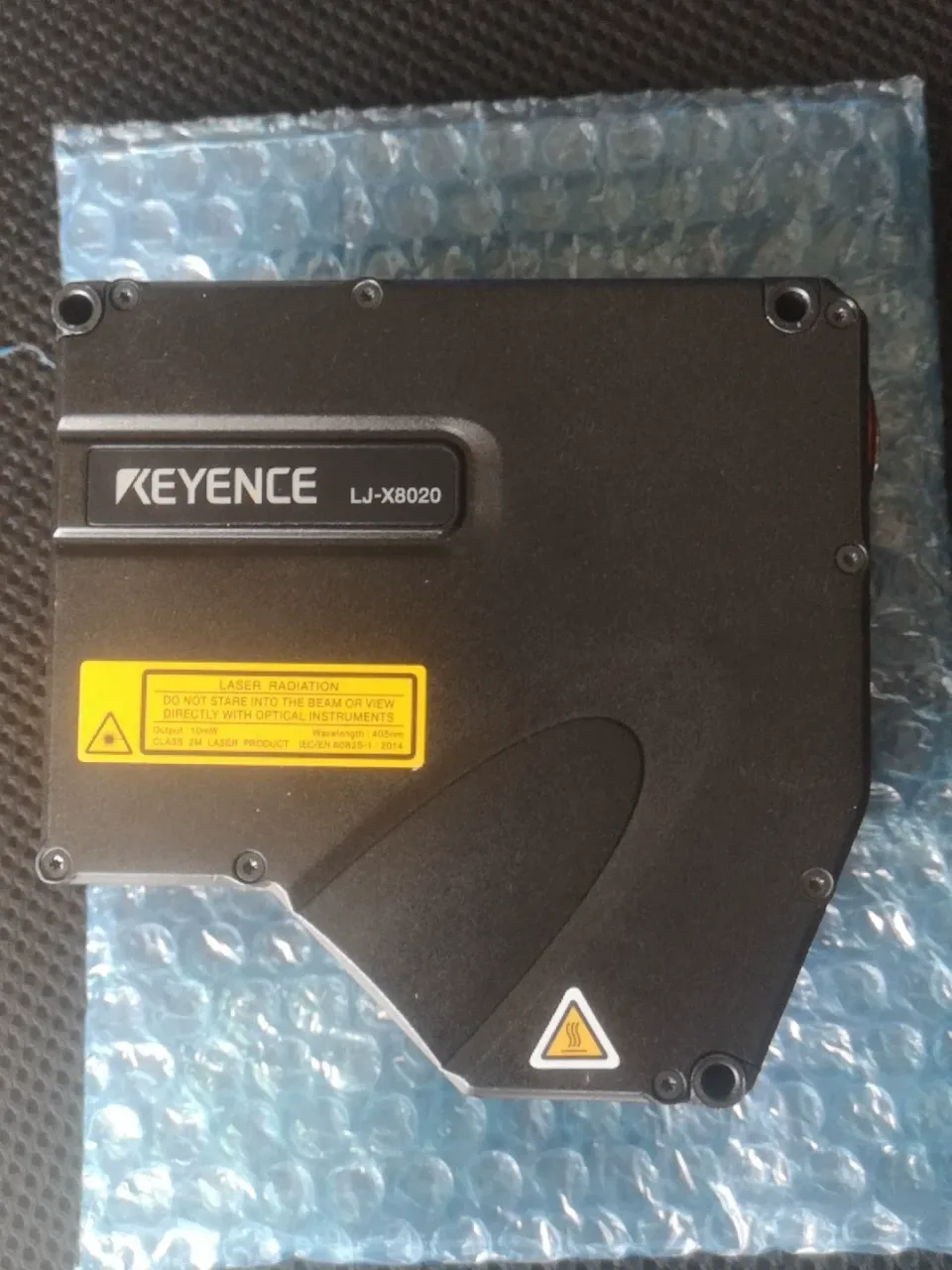 White Label LJ-X8020 + LJ-X8000A Industrial Sensor product photo 1