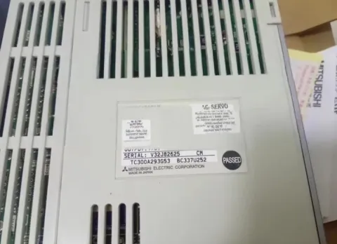Mitsubishi Electric MR-J2S-40B-EE085 Motor & Drive Component product photo 3