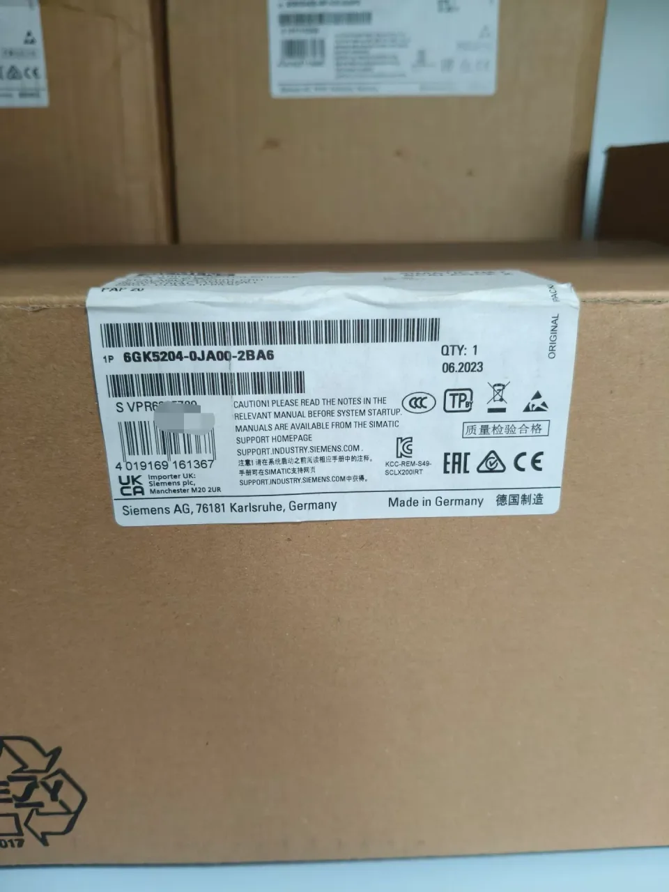 Siemens 6GK5204-0JA00-2BA6 Industrial Sensor product photo 1