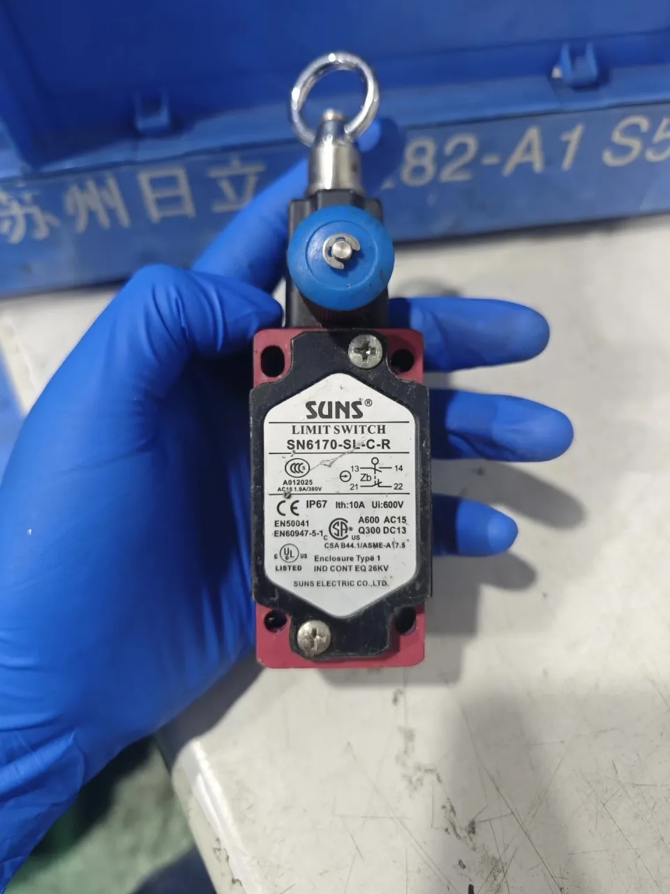 SUNS SN6170-SL-C-R Industrial Sensor product photo 1