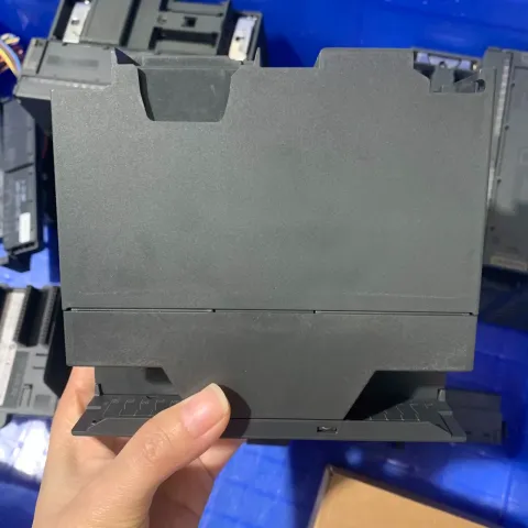 Siemens 6ES7321-1BH02-0AA0 Industrial Automation Component — product photo 9 of 12