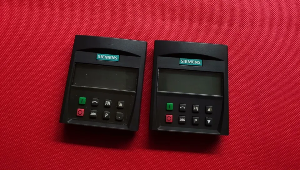 Siemens 6SE6400-0BP00-0AA1 Industrial Automation Component product photo 1