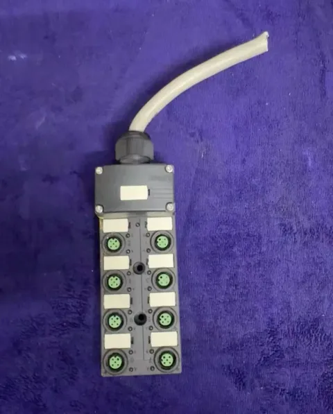 Phoenix Contact SACB-8/8-L-C SCO P / 1452848 Industrial Sensor product photo 1
