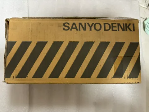 Sanyo Denki / Toyoda AP-2M010BTCT / P50B05010DBVT3E Motor & Drive Component product photo 1